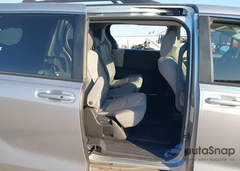 2024 Toyota Sienna Le from USA, damaged, VIN 5TDKRKECXRS201072